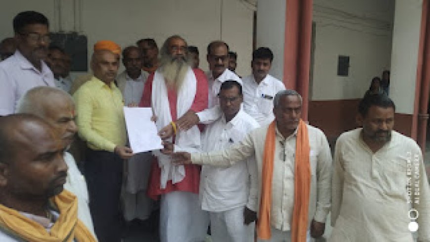 Ballia News: विष्णु मंदिर के पास राजा महिपाल की प्रतिमा रखने पर विवाद, दो हिरासत में